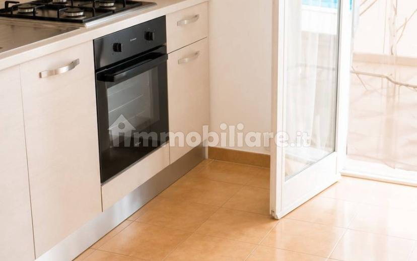 Trilocale via Caduti di via Fani, Fiumefreddo di Sicilia — foto 5 di 16