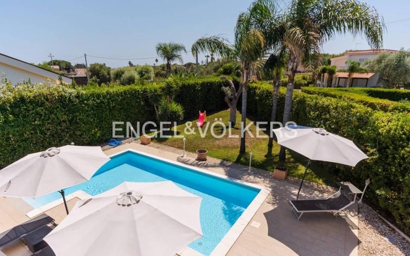 Villa unifamiliare via Lago di Lugano 33, Fontane Bianche, Siracusa — foto 31 di 40