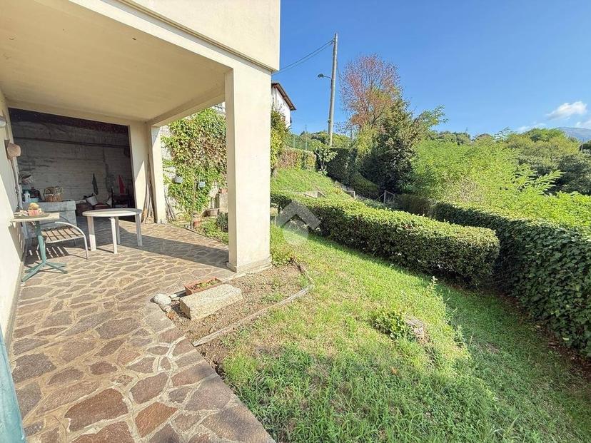 Villa unifamiliare via Don G. Solaro 24, Centro, Airuno — foto 2 di 28