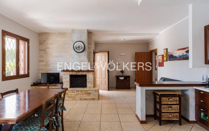 Villa unifamiliare via Lago di Lugano 33, Fontane Bianche, Siracusa — foto 39 di 40