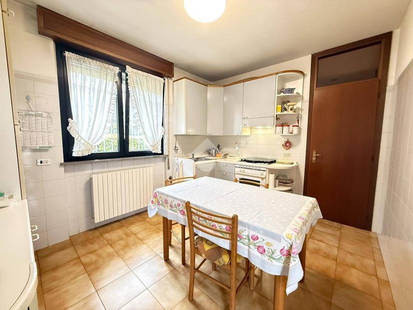 Villa unifamiliare via Don G. Solaro 24, Centro, Airuno — foto 3 di 28