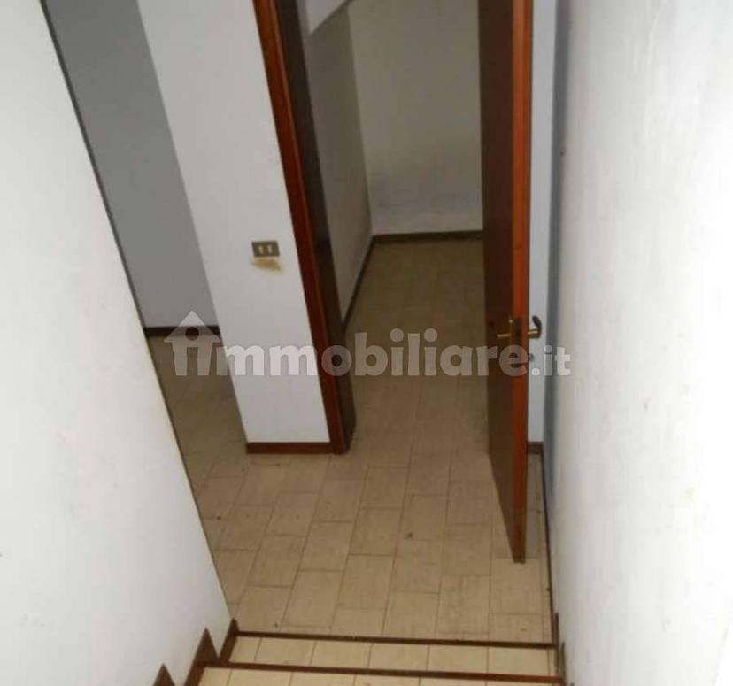 Trilocale piazza Rovegliana, 34, Piazza, Recoaro Terme — foto 4 di 4
