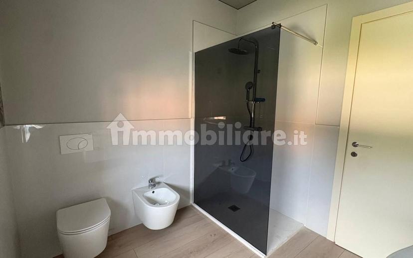 Trilocale via Regia Antica, Lonato, Lonato del Garda — foto 2 di 15