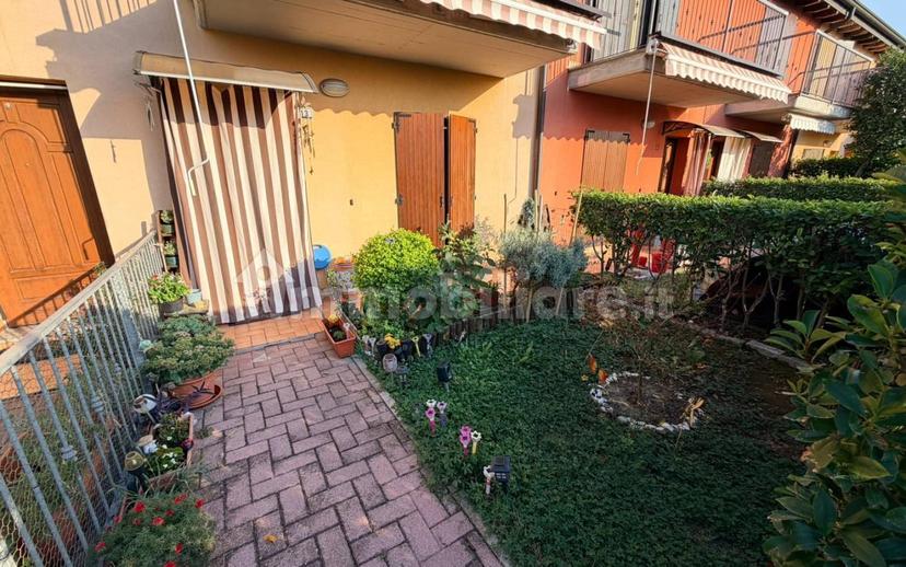 Villa a schiera via Dr. Riccardo Riccardi-Coenzo, Coenzo, Sorbolo Mezzani — foto 9 di 35