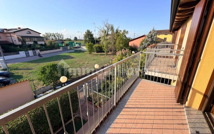 Villa a schiera via Dr. Riccardo Riccardi-Coenzo, Coenzo, Sorbolo Mezzani — foto 17 di 35