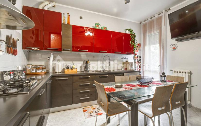 Quadrilocale buono stato, secondo piano, Centro, Castellarano — foto 6 di 13