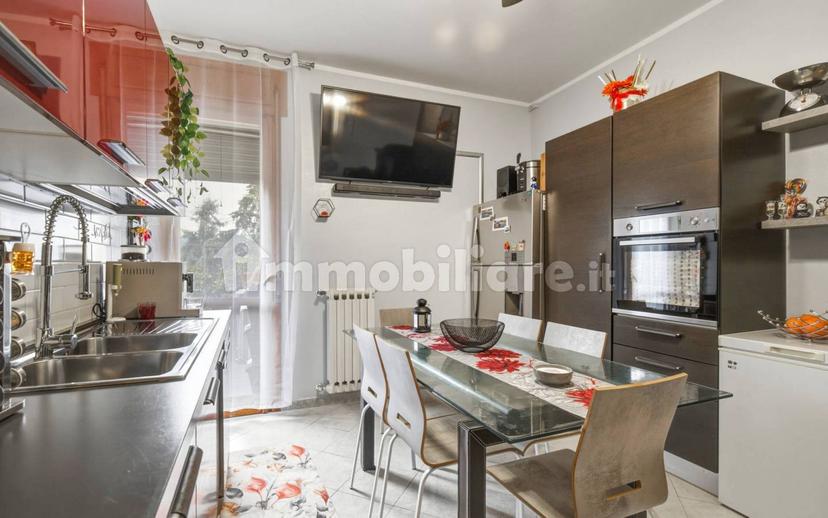 Quadrilocale buono stato, secondo piano, Centro, Castellarano — foto 12 di 13