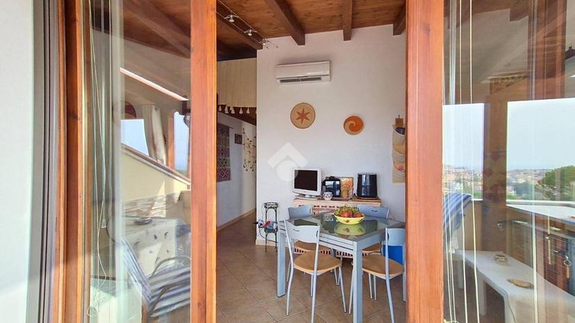 Trilocale via Alfonso D'Aragona 11, Castelsardo — foto 12 di 44