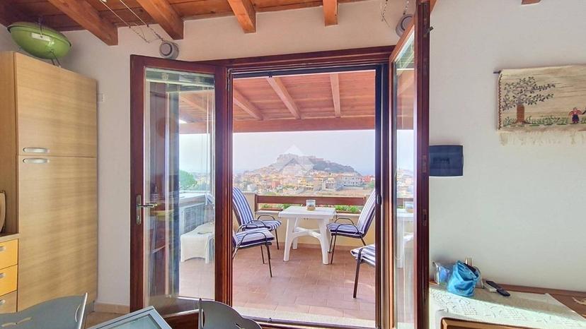 Trilocale via Alfonso D'Aragona 11, Castelsardo — foto 4 di 44