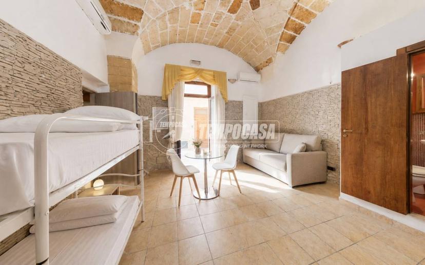Terratetto unifamiliare Corte dei Giugni 16, Centro Storico, Lecce — foto 16 di 28