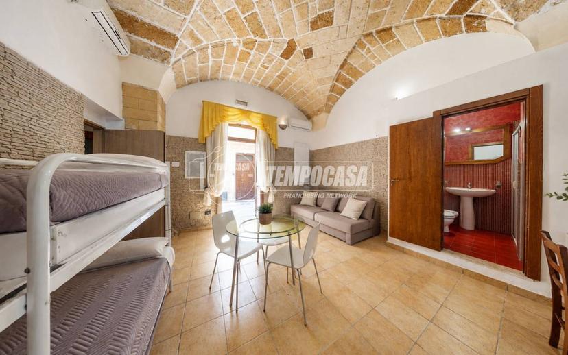 Terratetto unifamiliare Corte dei Giugni 16, Centro Storico, Lecce — foto 19 di 28