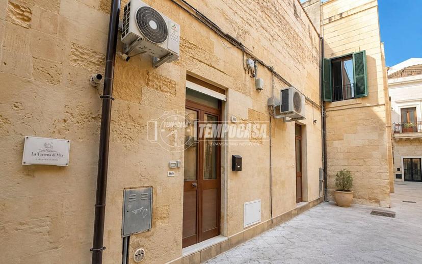Terratetto unifamiliare Corte dei Giugni 16, Centro Storico, Lecce — foto 23 di 28