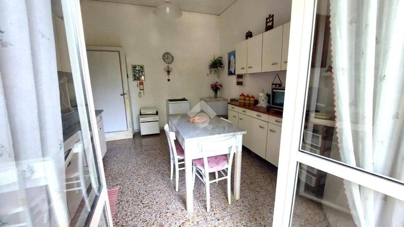 Trilocale via Antonio Rosmini 35, Centro Storico, Latina — foto 26 di 33