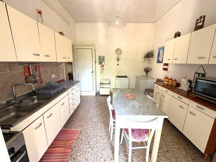 Trilocale via Antonio Rosmini 35, Centro Storico, Latina — foto 29 di 33