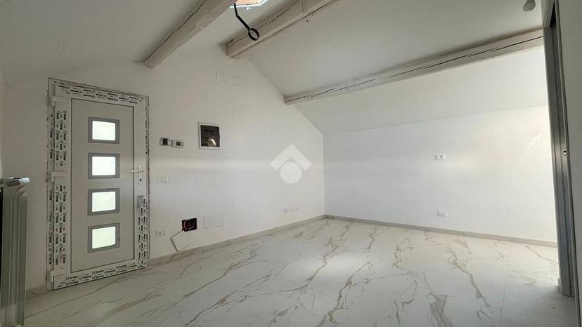 Bilocale via Don Poggi 40, Centro, Borghetto Lodigiano — foto 14 di 19