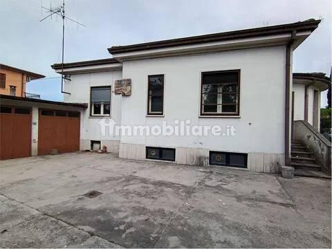 Villa unifamiliare via Gaeta, 22, Le Rase, Vetiche, Frosinone — foto 6 di 21