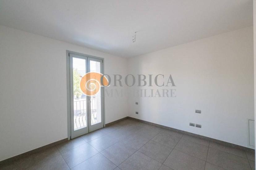 Trilocale via Martiri della Libertà 89, Centro, Sorisole — foto 2 di 42