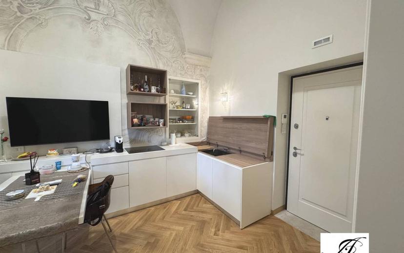 Bilocale Contra' Porta Nova 17, Centro Storico, Vicenza — foto 2 di 17