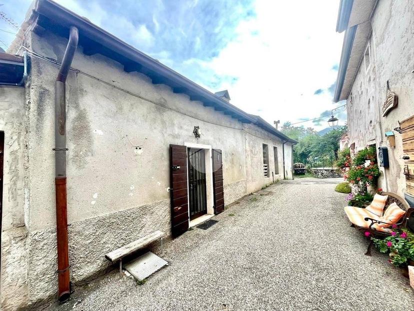 Rustico Località Cambrigar 8, Ferrara di Monte Baldo — foto 37 di 49