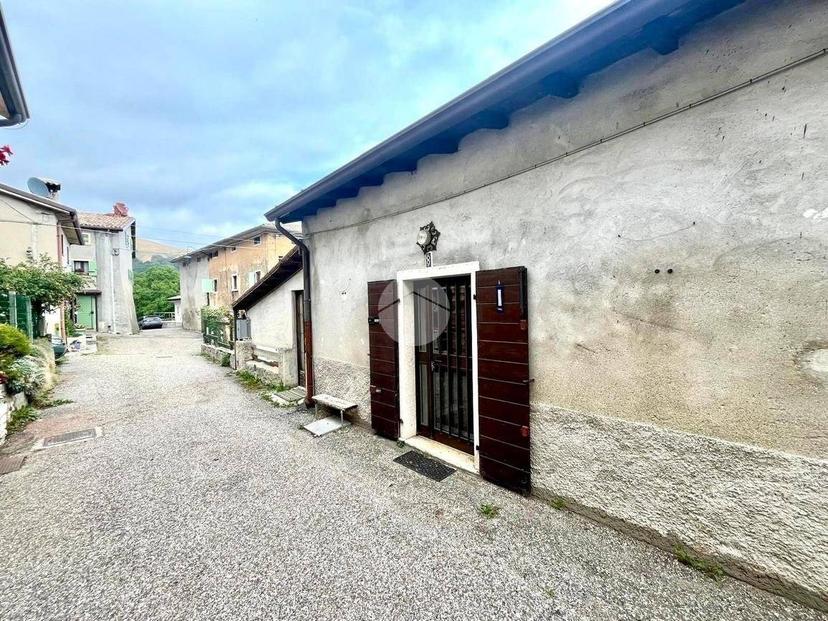 Rustico Località Cambrigar 8, Ferrara di Monte Baldo — foto 12 di 49