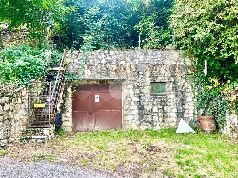 Rustico Località Cambrigar 8, Ferrara di Monte Baldo — foto 18 di 49