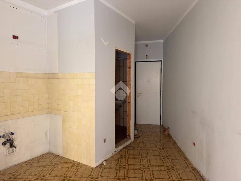 Monolocale via Lamarmora 24, Centro, Sirmione — foto 17 di 39