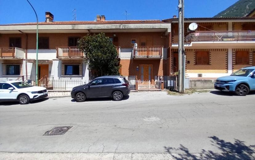 Villa a schiera via Toppola, Serino — foto 15 di 38