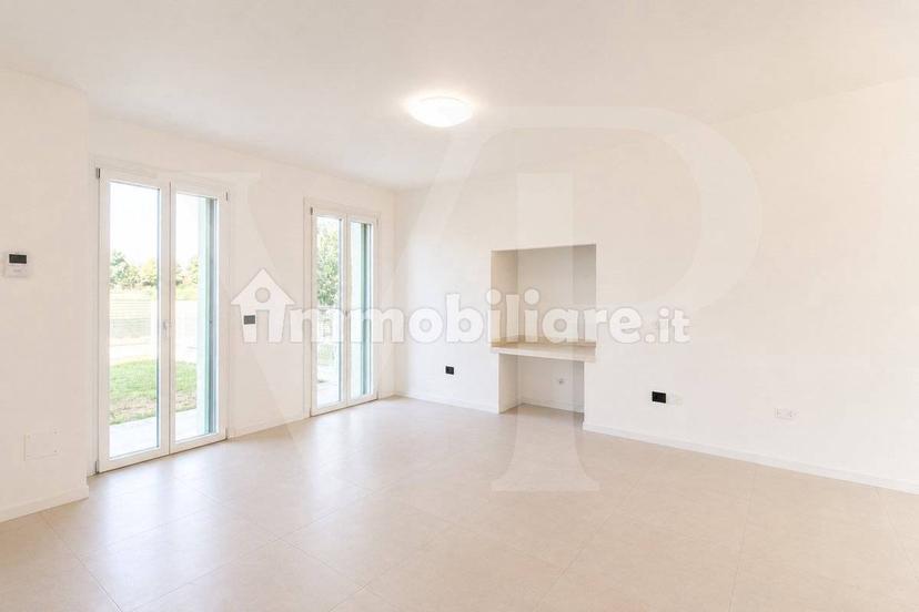 Villa a schiera via dei Pioppi, Centro, Grisignano di Zocco