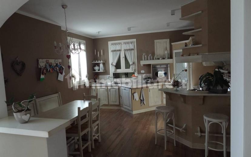 Villa unifamiliare viale Enrico Mattei, Centro, Guastalla — foto 24 di 41