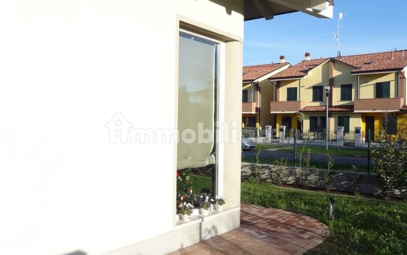 Villa unifamiliare viale Enrico Mattei, Centro, Guastalla — foto 19 di 41