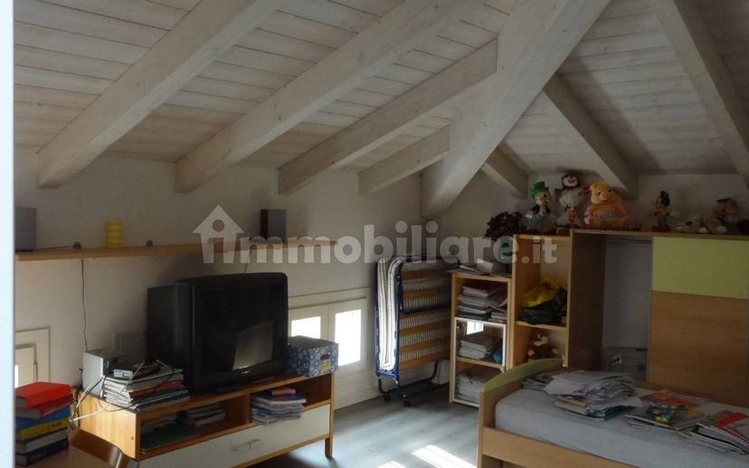 Villa unifamiliare viale Enrico Mattei, Centro, Guastalla — foto 32 di 41