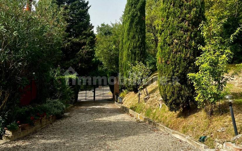 Bilocale via di Casaglia 53, Colli Saragozza, Bologna — foto 2 di 23