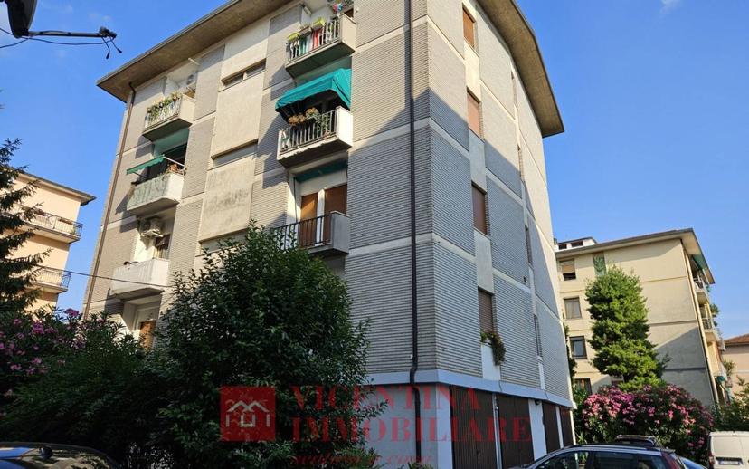 Trilocale via Guicciardini 10, Piscine - San Paolo, Vicenza — foto 3 di 13