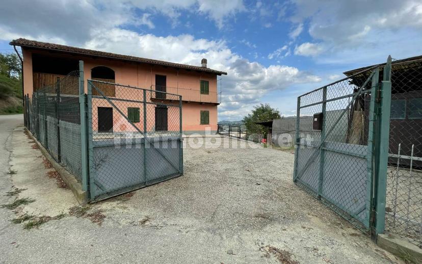 Cascina frazione Annunziata 96, La Morra — foto 20 di 22
