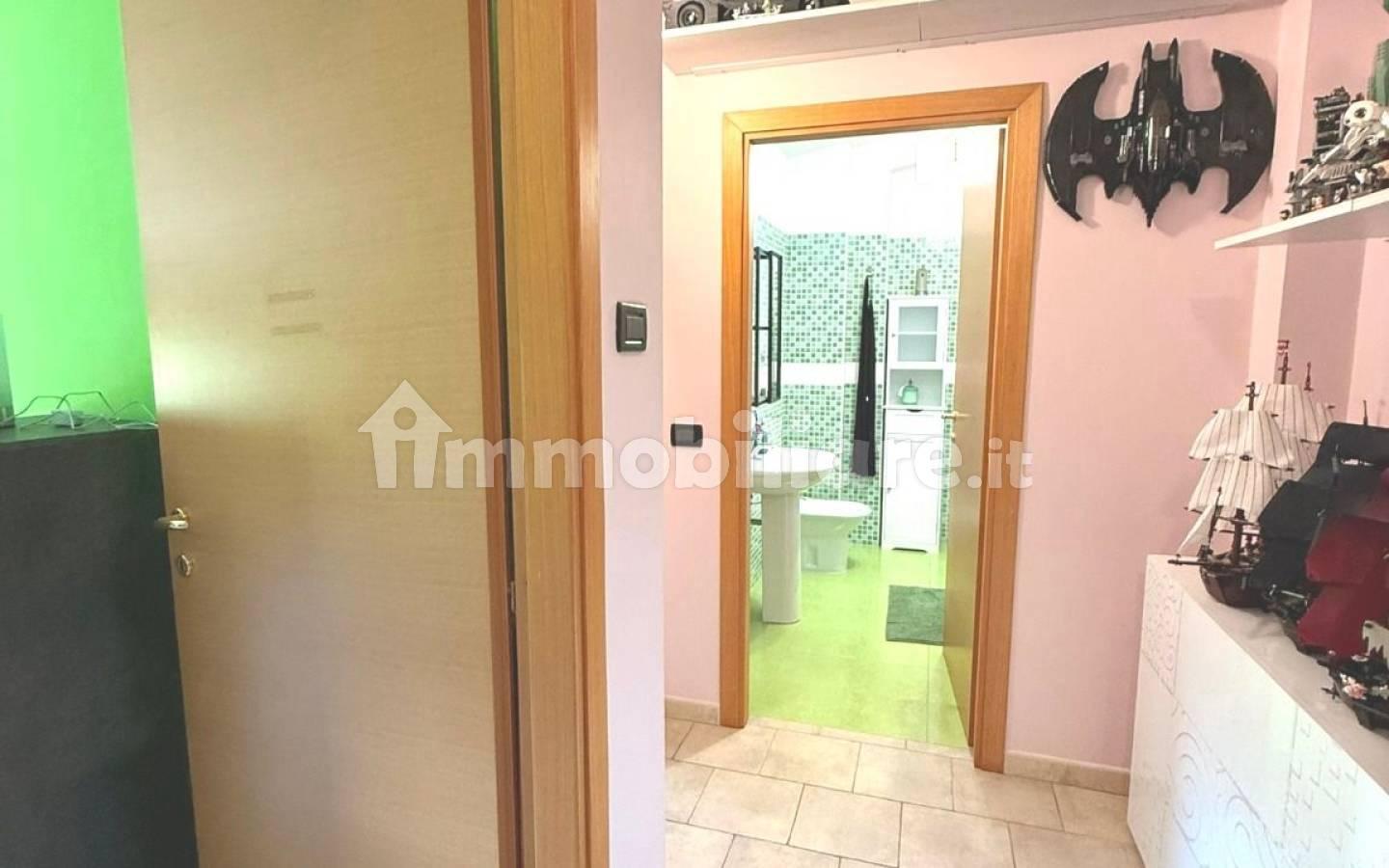 Villa a schiera Strada Colle di Mezzo, Colli Gesuiti, Pescara