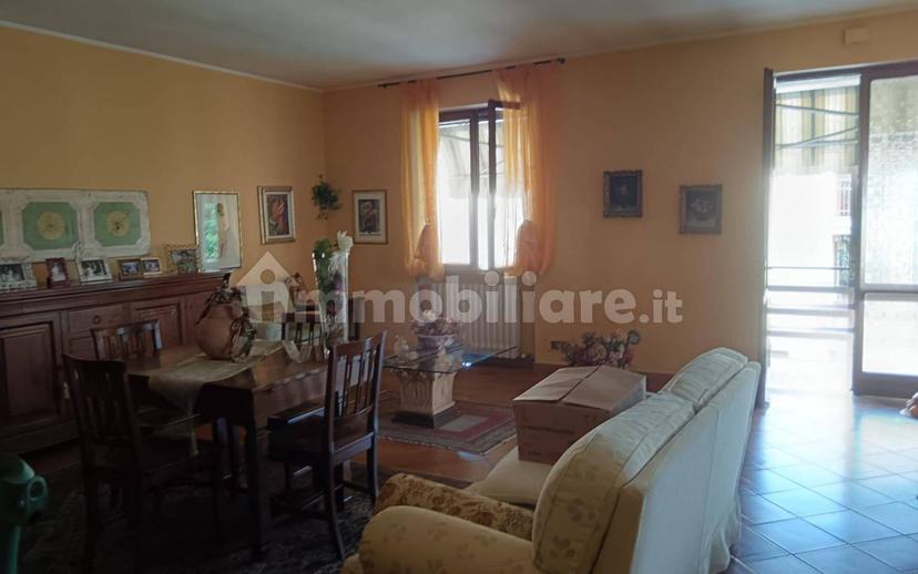 Villa bifamiliare, buono stato, 250 m², Centro, Castel San Giovanni — foto 5 di 8