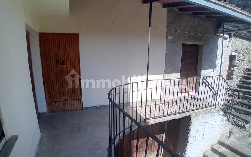 Villa a schiera piazza Pusterla, Centro, Mello — foto 46 di 84