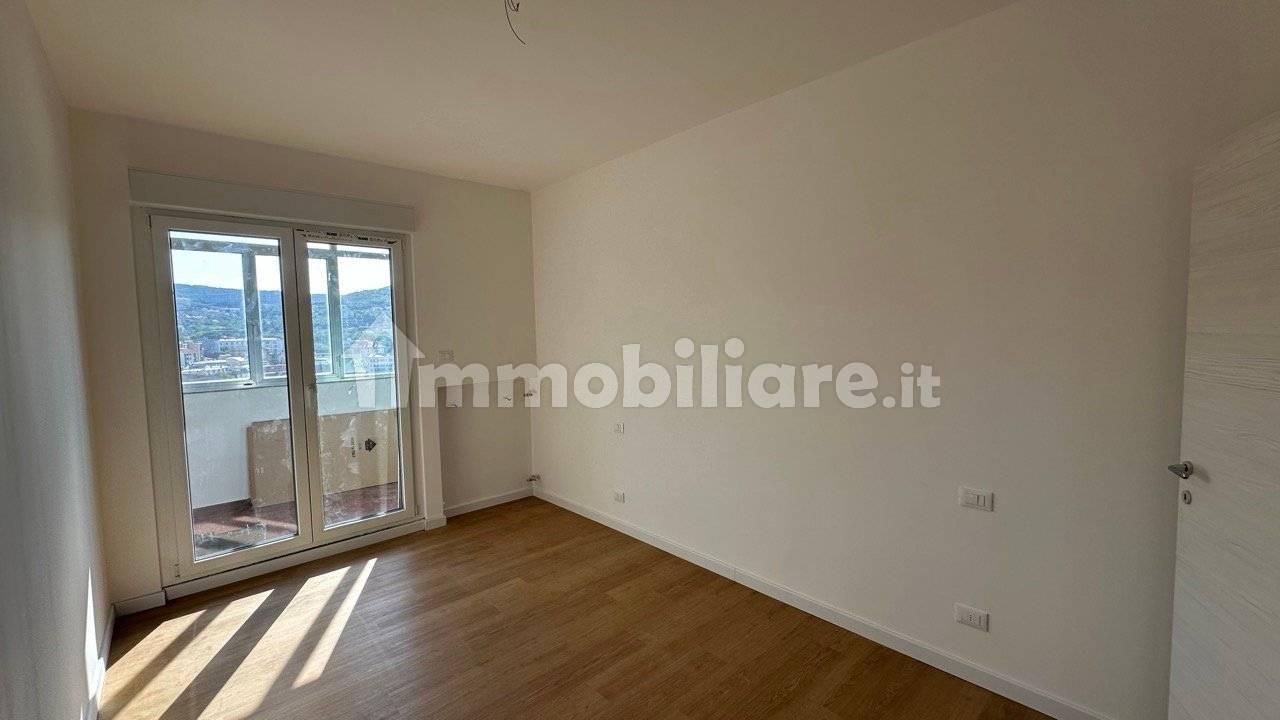 Trilocale via del Ghirlandaio 45, Settefontane, Trieste