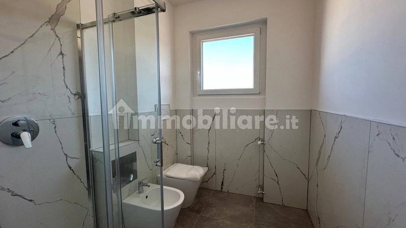 Trilocale via del Ghirlandaio 45, Settefontane, Trieste — foto 9 di 14