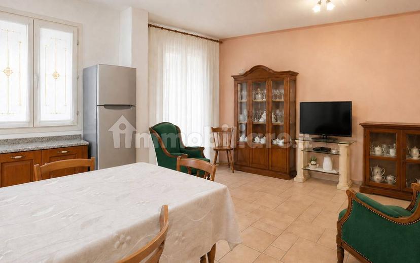 Villa unifamiliare via Giuseppe Garibaldi 12, Comeana, Carmignano — foto 15 di 30