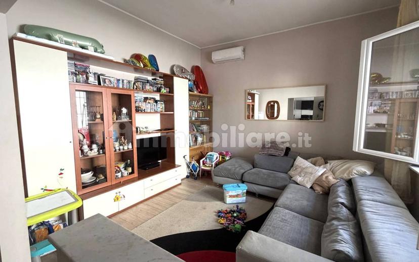 Villa unifamiliare via Caltanissetta, Madonna Regina, Busto Arsizio — foto 9 di 16