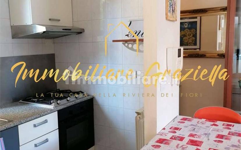 Bilocale buono stato, secondo piano, Due Strade, Bordighera — foto 3 di 15