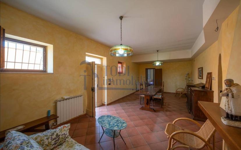 Villa unifamiliare frazione Collevalenza 63-64, Todi 63-64, Todi — foto 37 di 45