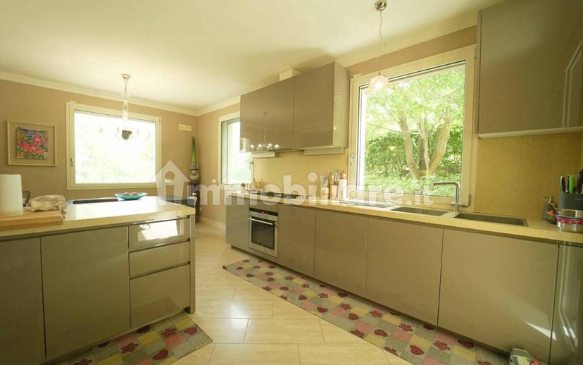 Villa unifamiliare via Filippo da Pietracuta 21, San Leo — foto 8 di 49