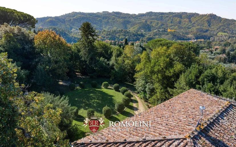 Villa unifamiliare, da ristrutturare, 839 m², Camaiore Paese, Camaiore — foto 54 di 60