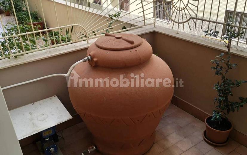 Trilocale discesa Bastione Castello, Centro, Crotone — foto 27 di 30