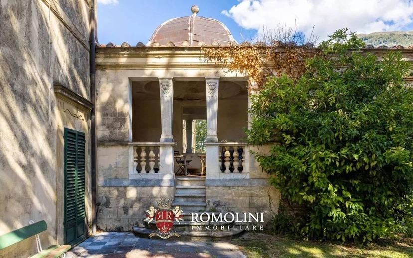 Villa unifamiliare, da ristrutturare, 839 m², Camaiore Paese, Camaiore — foto 25 di 60