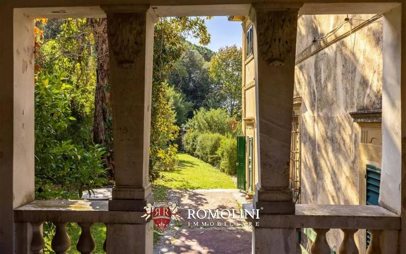 Villa unifamiliare, da ristrutturare, 839 m², Camaiore Paese, Camaiore — foto 17 di 60