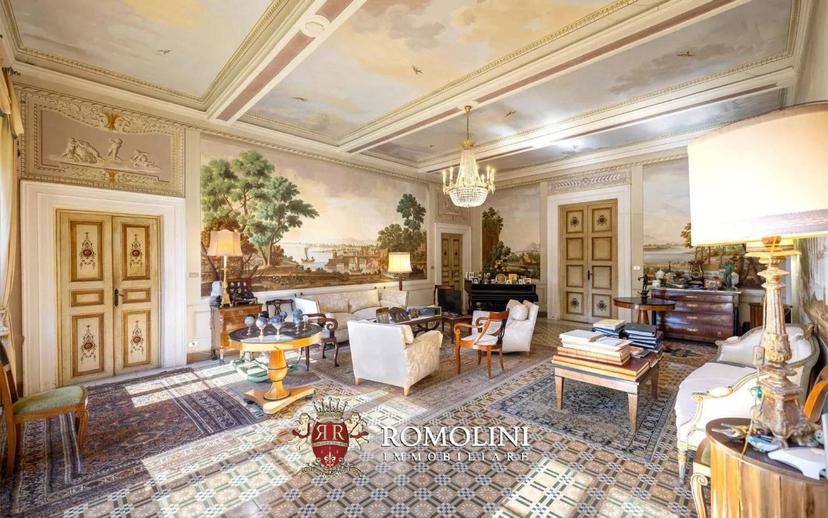 Villa unifamiliare, da ristrutturare, 839 m², Camaiore Paese, Camaiore — foto 20 di 60