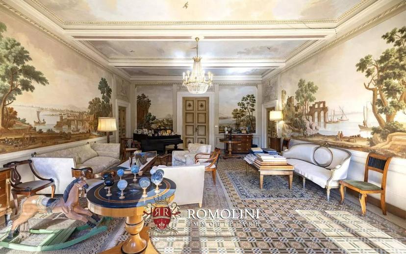 Villa unifamiliare, da ristrutturare, 839 m², Camaiore Paese, Camaiore — foto 8 di 60